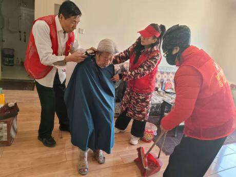 太原万柏林区南寒街道：“银发搭子”暖心互助  邻里同心筑牢养老防线