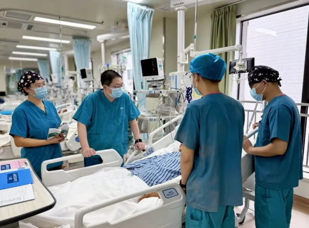 为生命坚守！临汾市中心医院心脑血管监护室里的别样春节