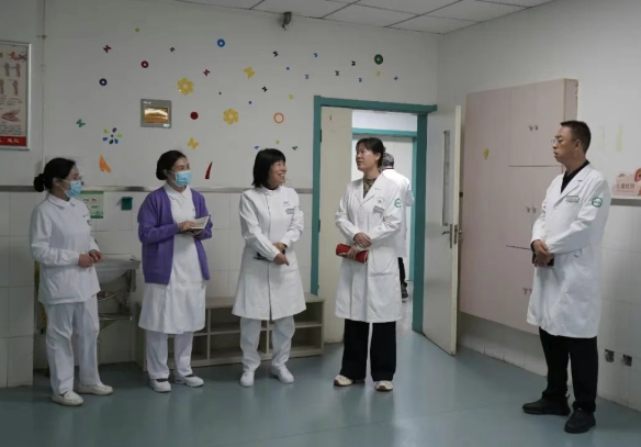 运城万荣县：节后查房“把脉问诊”，拧紧医疗“安全阀”