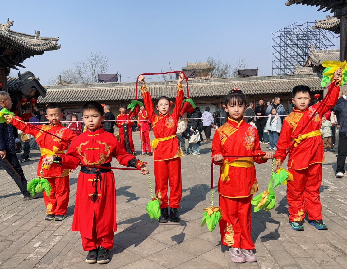 太原晋源社区风火流星团队闪耀“全民健身大拜年”