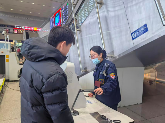 文脉润古都 服务暖归途570.png