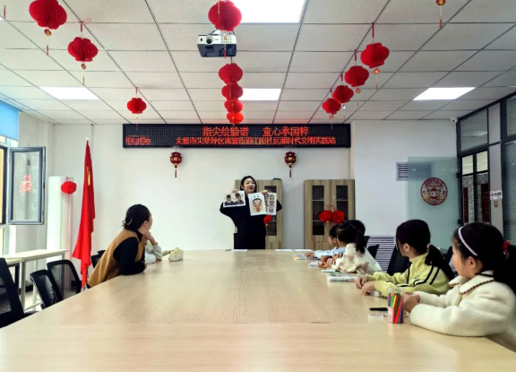 当萌娃遇上京剧脸谱，太原尖草坪区南寨街道江阳社区这场活动太圈