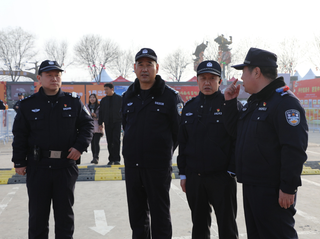 长治壶关公安圆满完成2026年元宵节系列活动安保任务