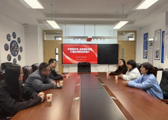 太原万柏林区：医护目护成长  视力筛查进校园