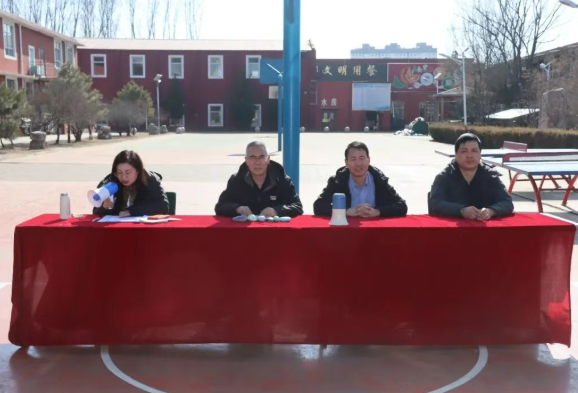 忻州宁武县泰华初级中学小学部及初中部期末考试表彰大会