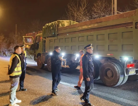 太原城管开展建筑垃圾运输专项治理行动