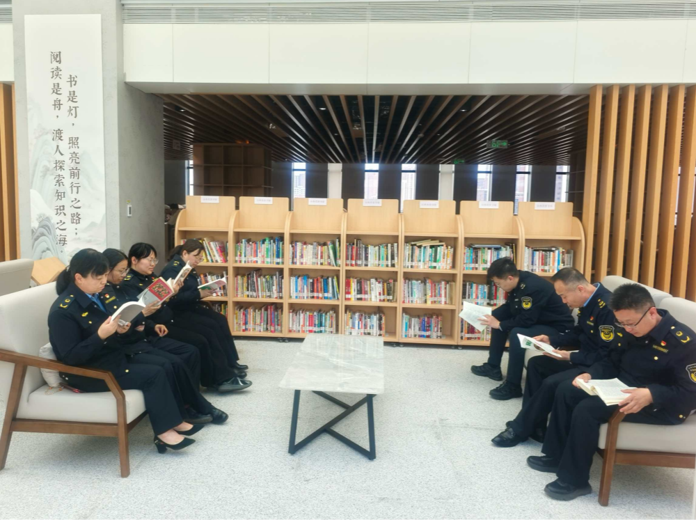 太原万柏林区：共促全民阅读  共建书香社会