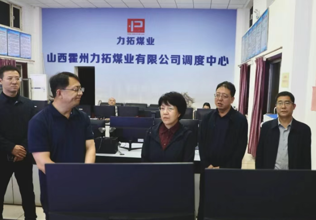临汾霍州：李青雁在白龙镇夜查安全生产和大气污染防治工作