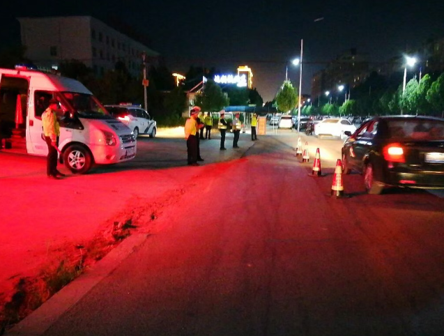 运城临猗：异地用警查酒驾  拧紧假日“安全阀”