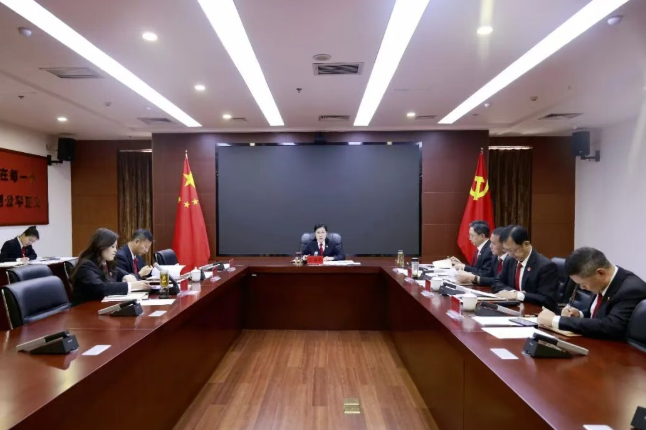大同中院党组理论学习中心组举行树立和践行正确政绩观学习教育专题学习会