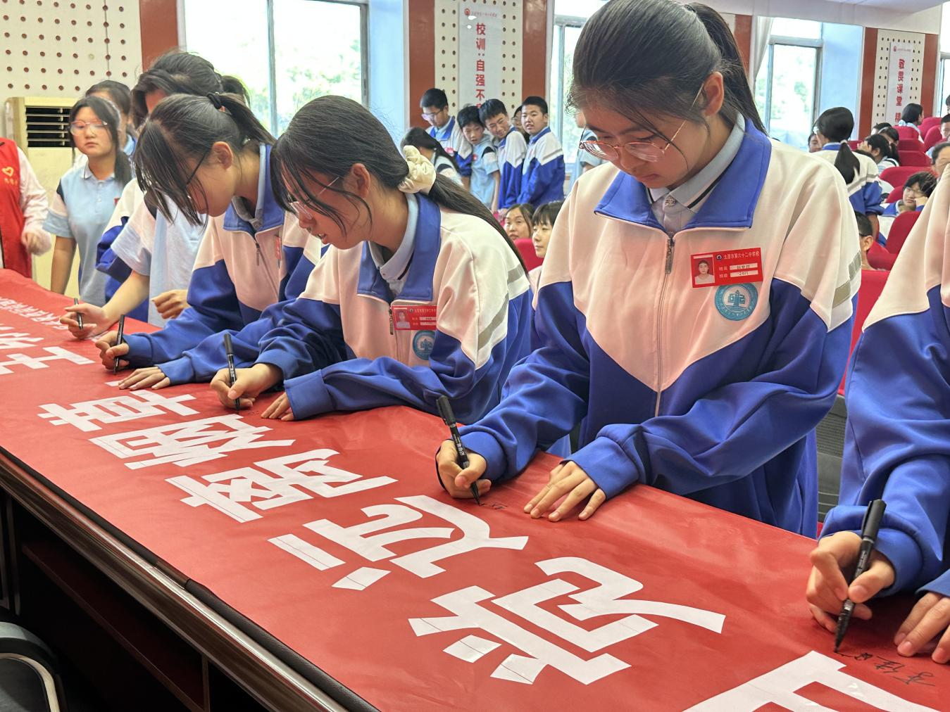 图片5.png 图片5.png