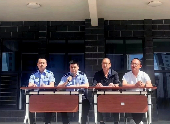 藏蓝护童心  平安伴成长——大同广灵公安开展“六一”主题安全教育活动