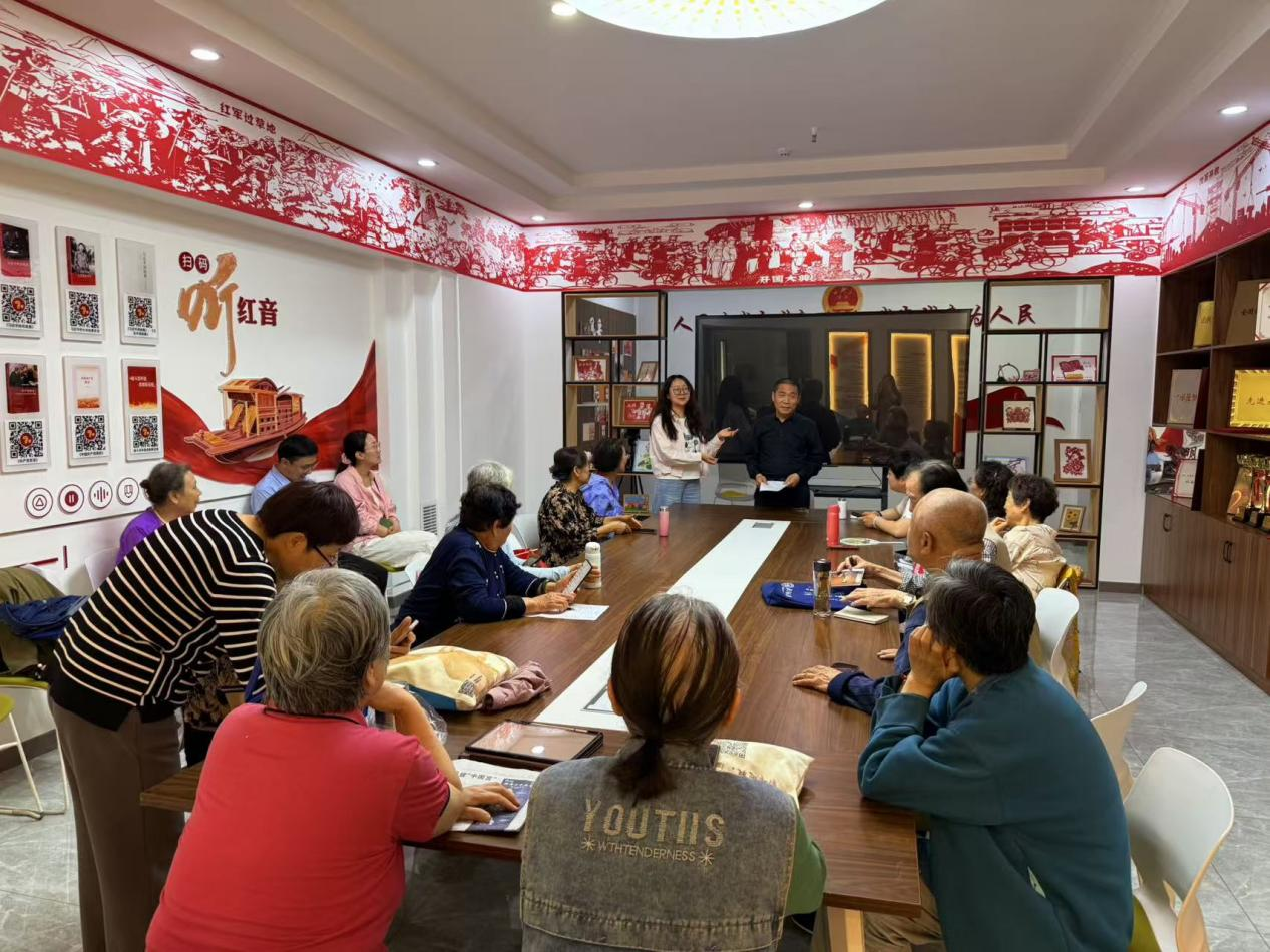 太原万柏林区滨体社区举办“掌握中医智慧  学会正确养生”养生知识讲座