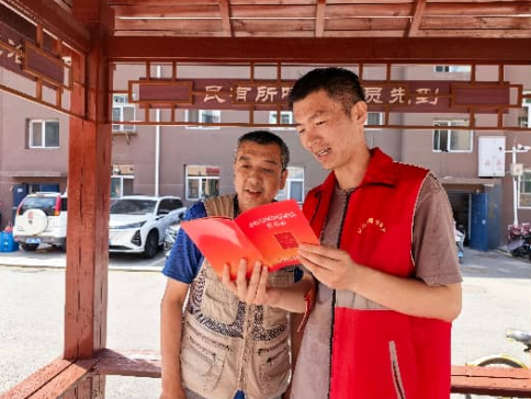 太原万柏林区兴华街道：普法进社区  法典护民生