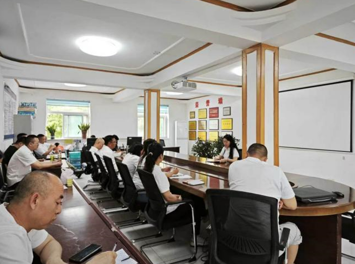 太原市政集团一公司党支部开展“学悟实业精神  实干赋能发展”主题学习活动