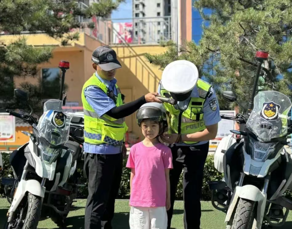 山西吕梁汾阳市公安局交管大队：交通安全进校园  警校携手护平安