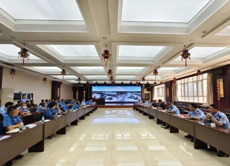 山西吕梁兴县道路交通安全隐患整治专班走进山西焦煤西山煤电斜沟矿开展交通安全宣防活