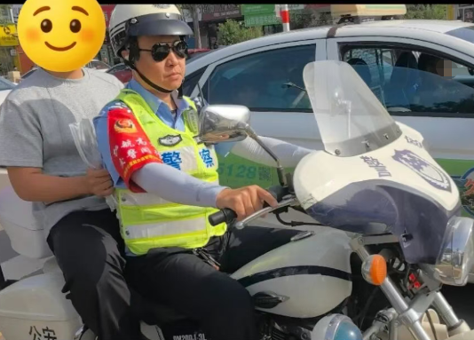 长治公安：高考路上，有最安心的守护！