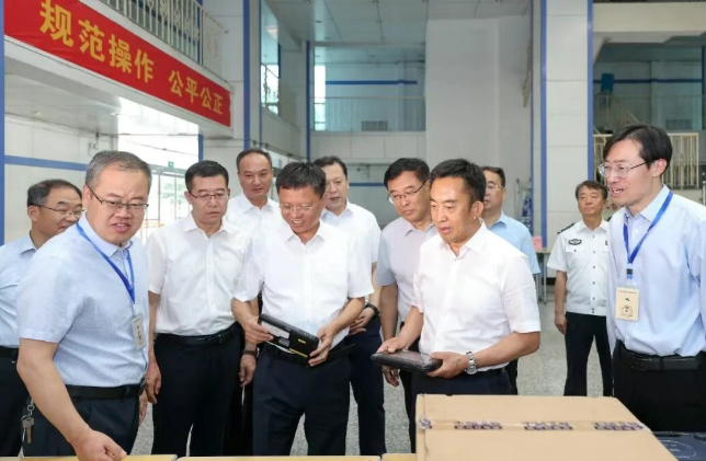 临汾市委书记李新春王延峰等市四套班子领导调研检查高考准备工作