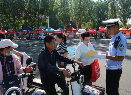 护航高考路，无毒向未来——长治武乡公安局交通安全+禁毒宣传双行动