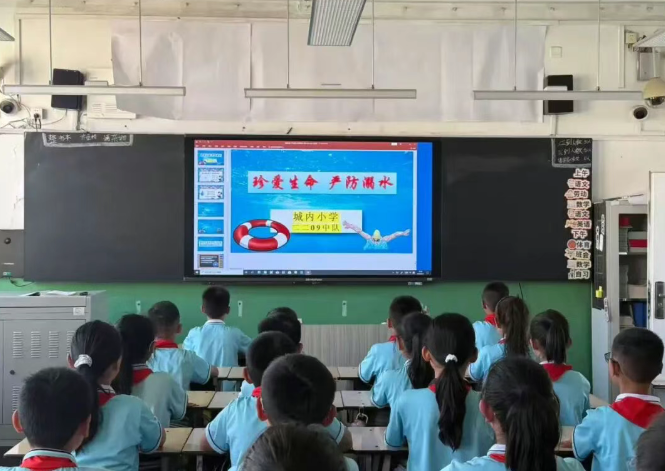 筑牢防溺安全防线   守护学生平安假期——山西吕梁离石区城内小学防溺水主题班会