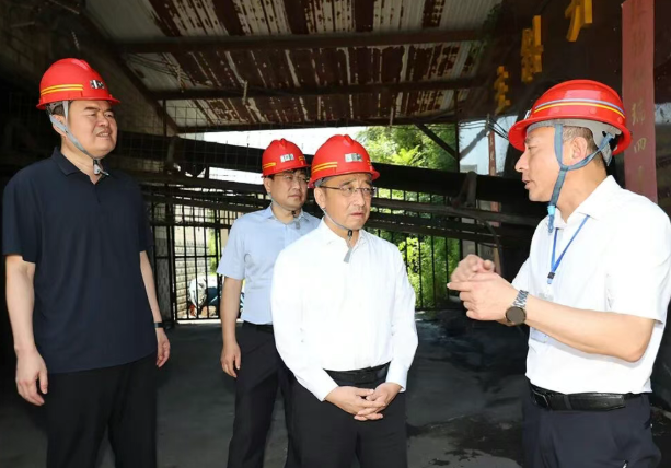 运城市委副书记、市长姚逊到平陆县检查煤矿安全生产工作