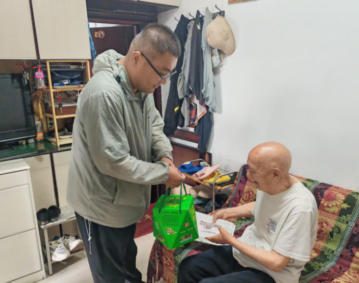 太原古交：端午慰问老干部  诚挚关爱“粽”是情