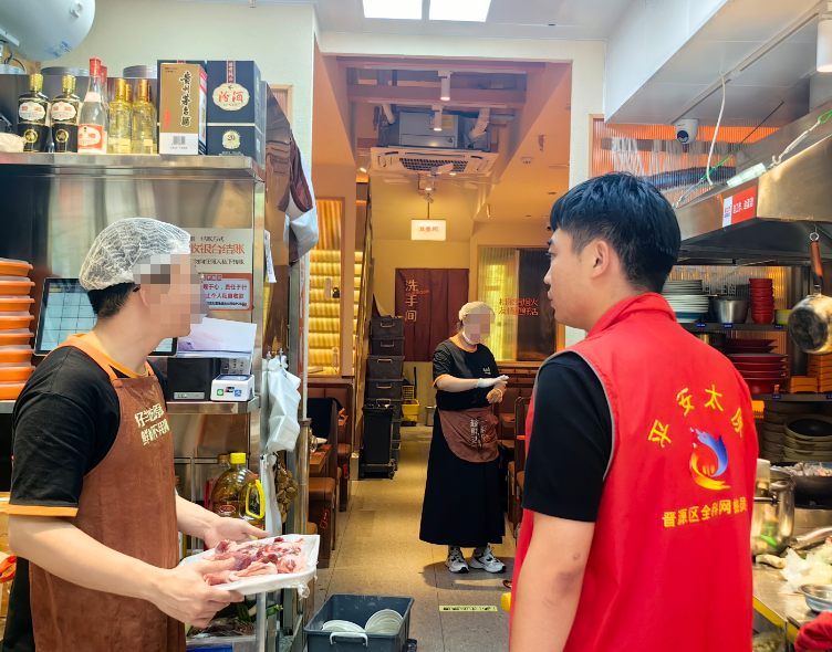 太原晋源区西湖林语社区：排查“九小场所”隐患拧紧“安全阀”