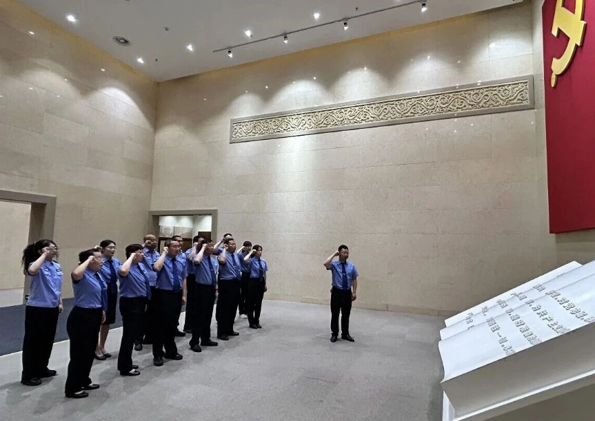 筑牢思想防线   永葆清廉本色——大同天镇县人民检察院组织参观大同市党风廉政教育