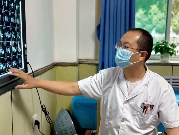 临汾市第三人民医院卫亚峰，守护“沉默器官”