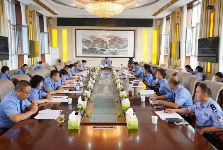 长治市潞州区人民检察院召开2026年上半年业务分析会