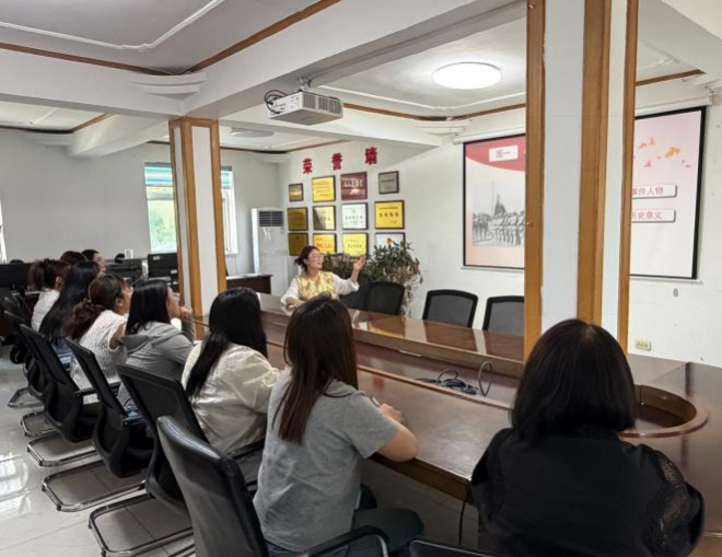 太原市政集团一公司团支部开展“铭记峥嵘岁月  不负青春担当”主题团日活动