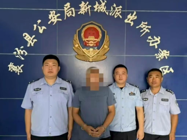 临汾襄汾：民警“串门走访”，竟揪出网上在逃人员！