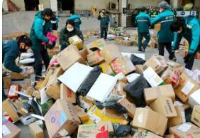 春节假期全国揽收投递快递包裹7.49亿件 同比增长16%