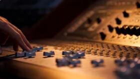 0元学配音能轻松月入过万？ 别听这类培训班瞎忽悠