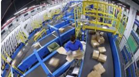我国快递年业务量首次突破千亿件大关