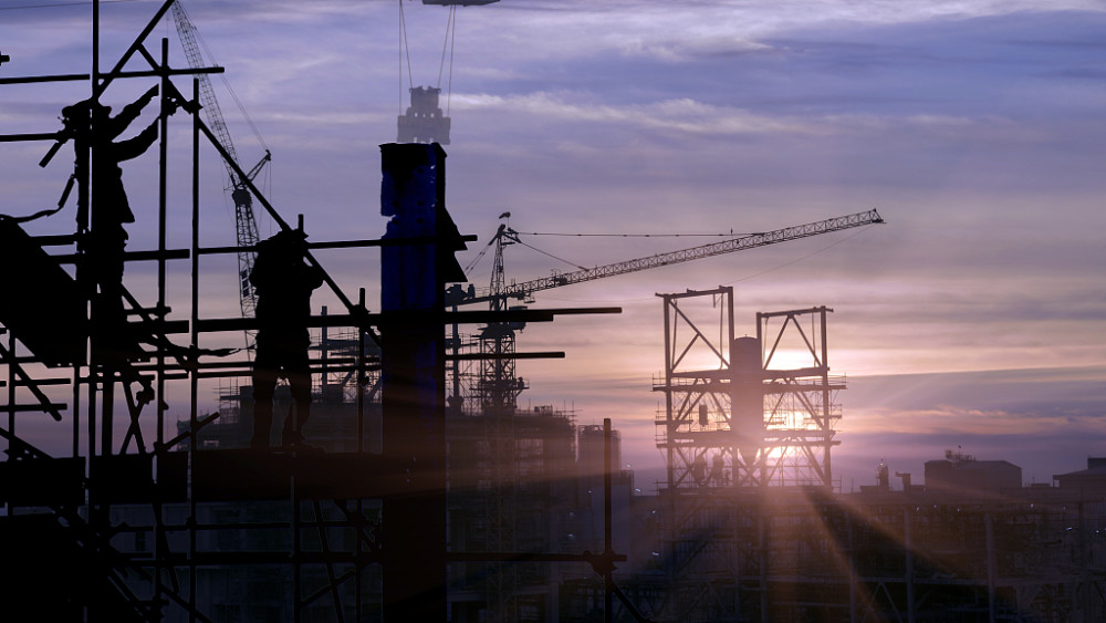 社评：美国靠低效模仿中国搞不成大基建