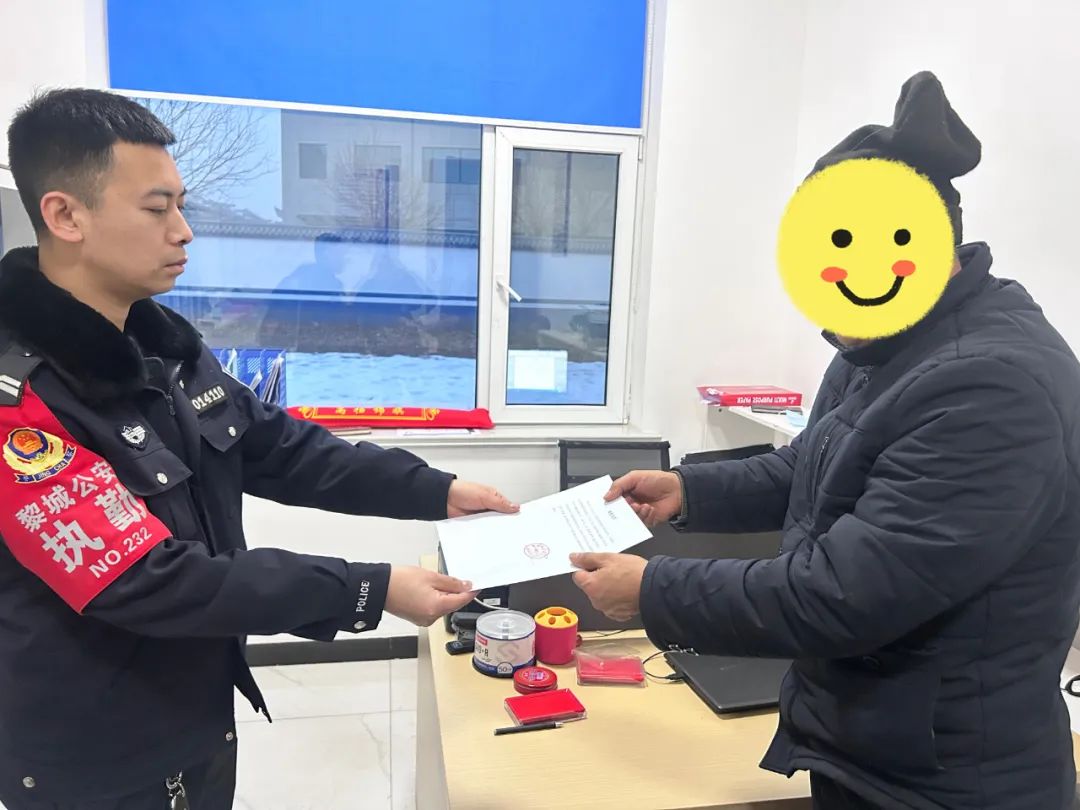 长治黎城：老兵“更名”遇难题  民警热情来帮忙