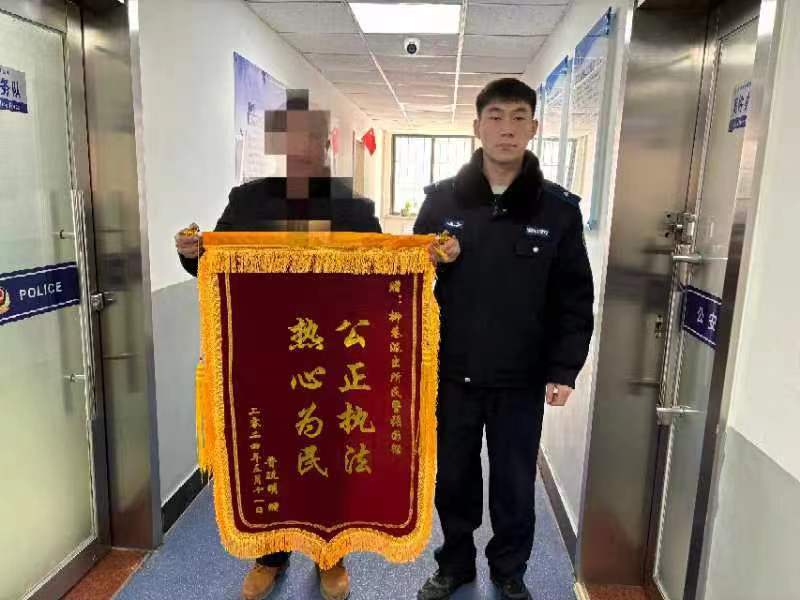 太原柳巷派出所：司机抢道拉客引纠纷，民警教育调解获赞誉