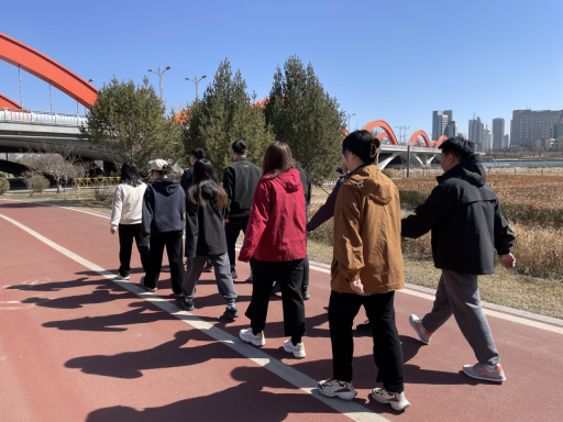 太原市政集团八公司开展“走向户外  拥抱健康”主题团日活动