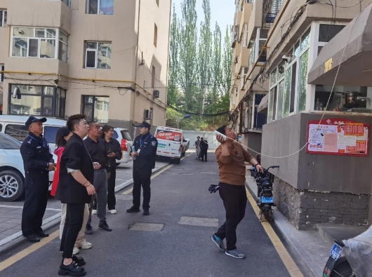 太原尖草坪区汇丰街道滨丰苑社区：“飞线充电”零容忍 守护安全在行动