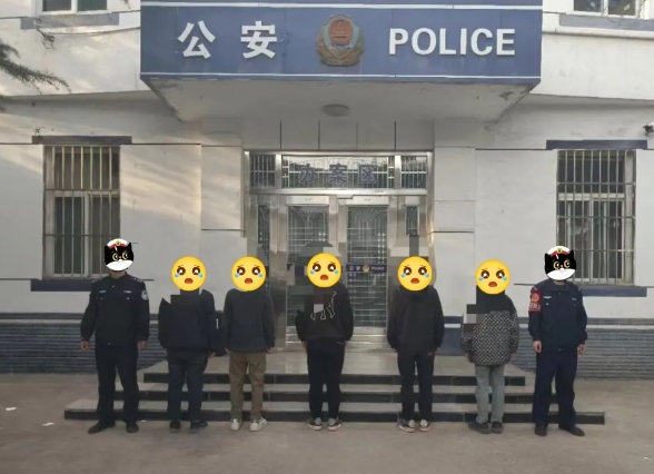 长治：张帖涉黄小广告，6人被抓！
