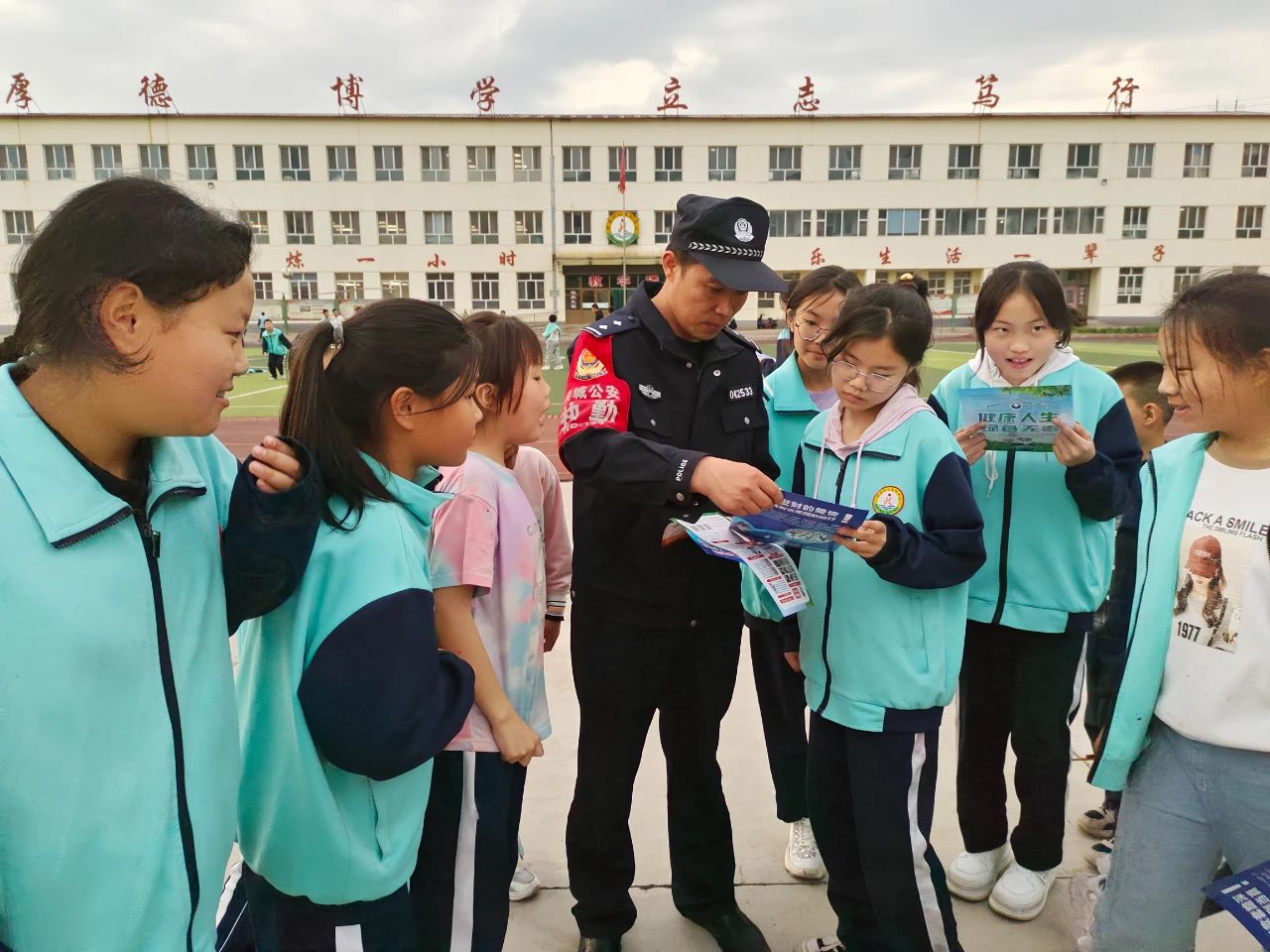 长治黎城县公安局“青年先锋宣讲小分队”开展主题普法宣讲活动