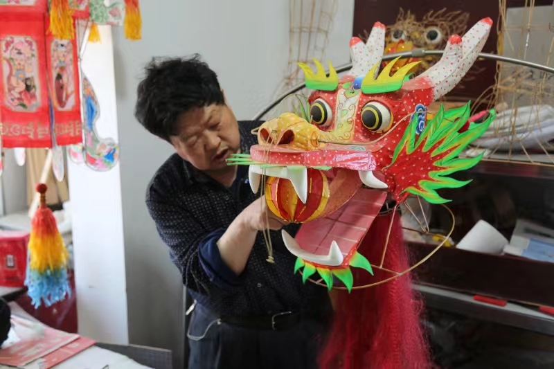 太原晋源风筝：传承创新制作技艺