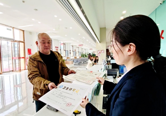 不到两个小时！太原尖草坪区“证照联办”跑出营商环境“加速度”