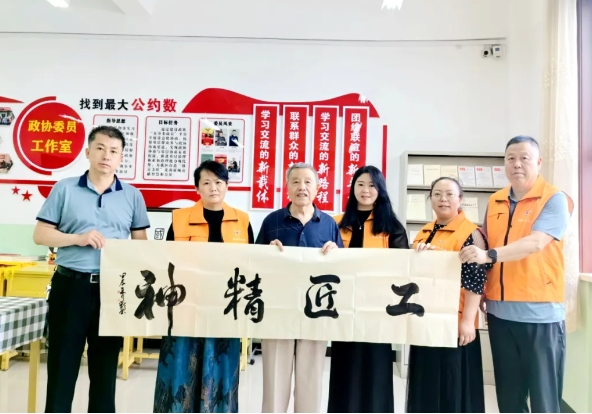 太原尖草坪区科协：情系科技工作者  走访慰问暖人心