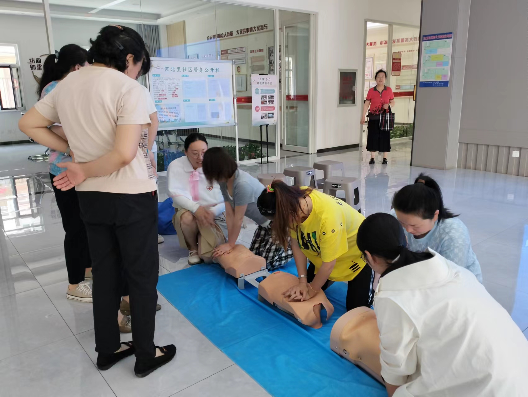 太原杏花岭区敦化坊街道：开展急救知识与技能培训