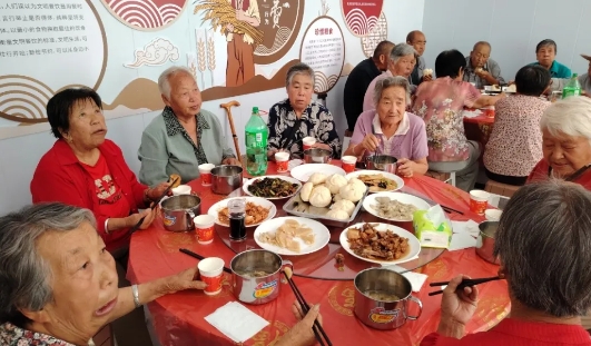 家门口的“幸福驿站”——太原阳曲县南白村老年人日间照料中心正