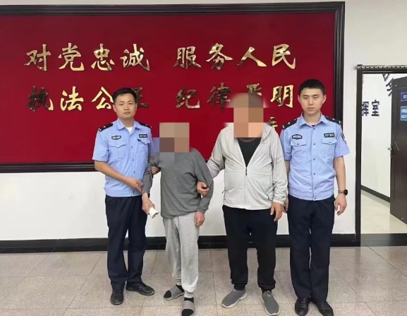 晋中左权县公安局辽阳派出所：民辅警暖心帮助走丢老人回家