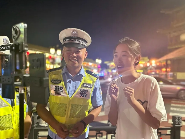 一场直播 → 开启大同古城探索之旅